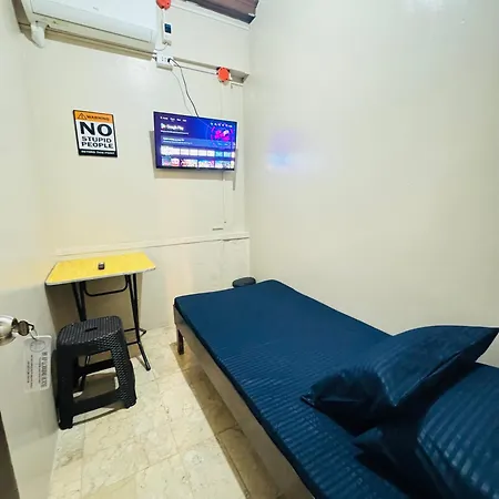 88Ap Lodging House San Marcelino